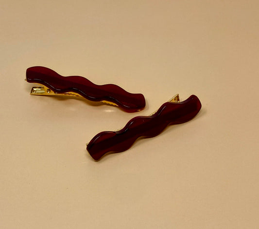 Wavy Barrette in Red (Set of 2)