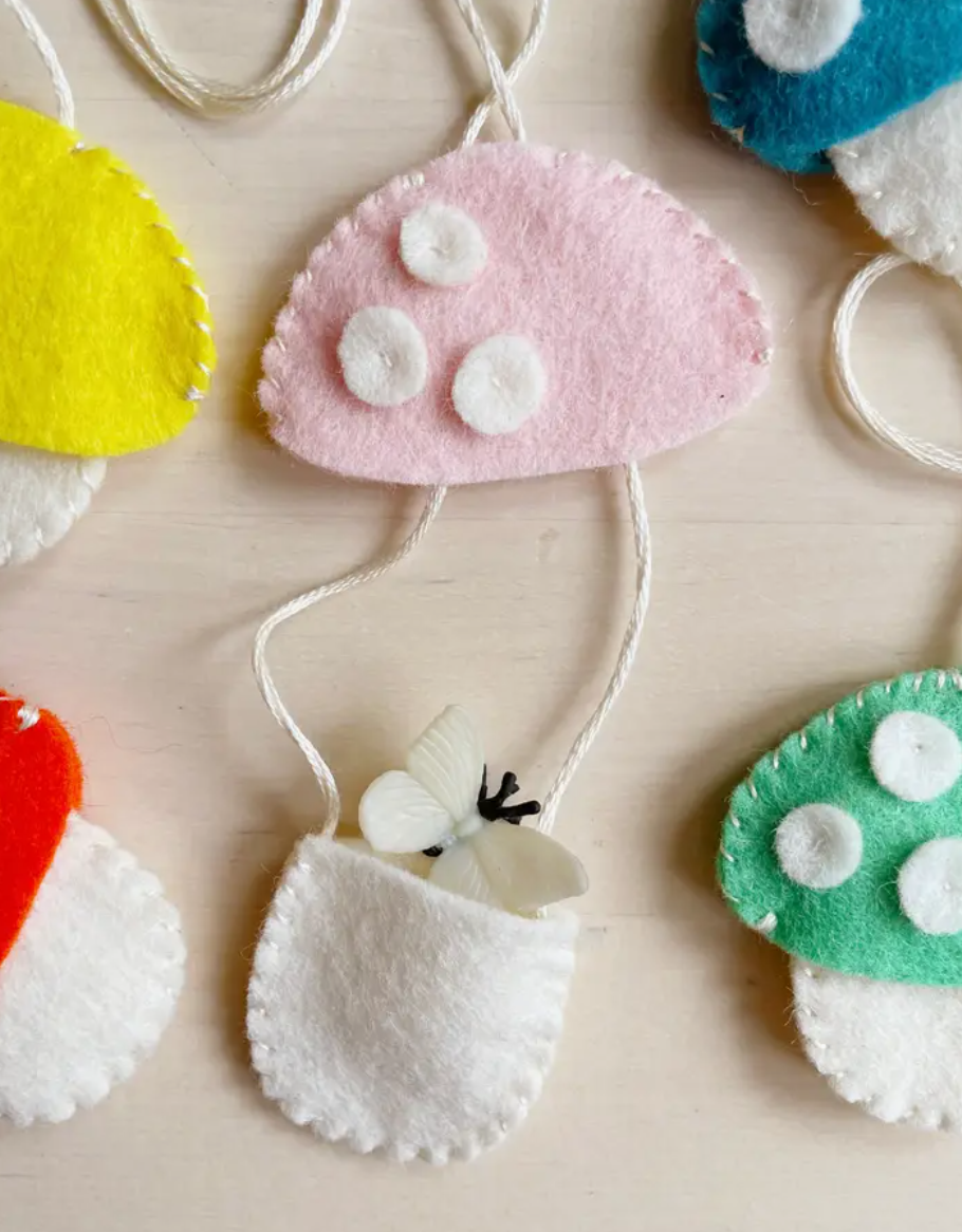 Mushroom Secret Pocket Necklace Kit