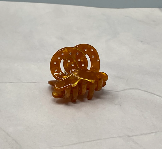 Mini Pretzel Claw Clip