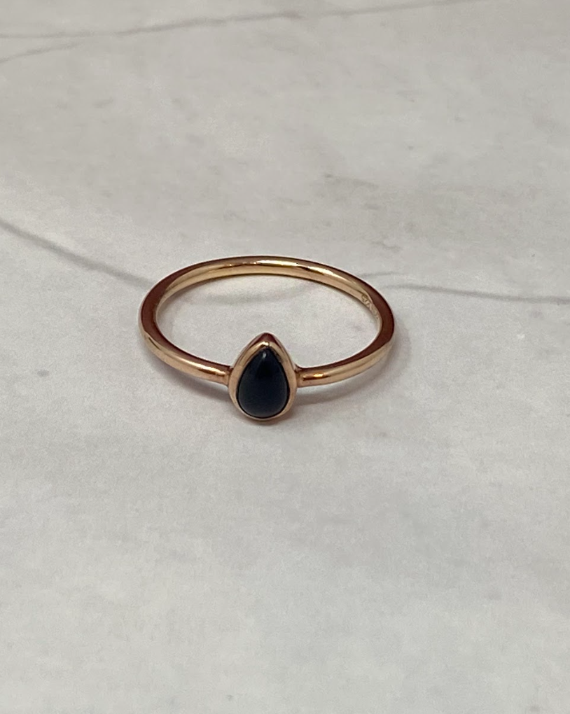 Rose Gold Pear Onyx Ring