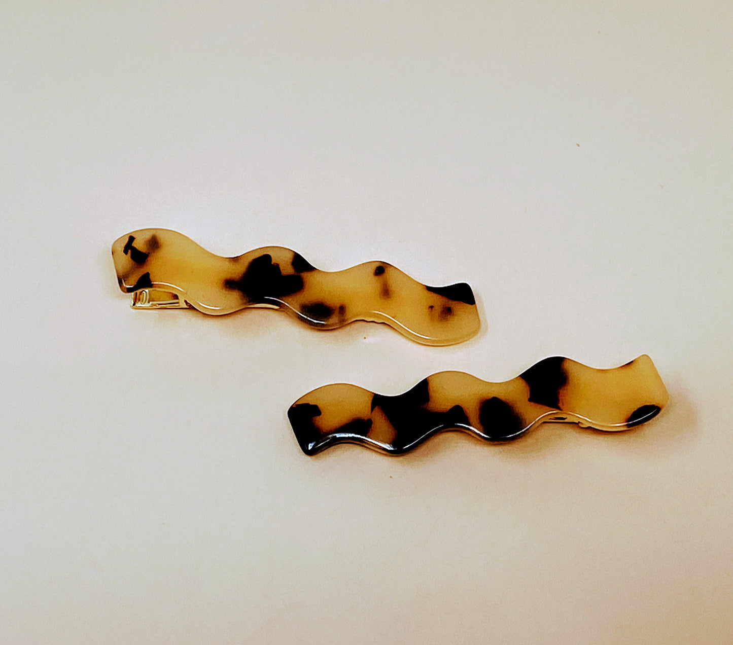 Wavy Barrette in Tortoise (Set of 2)