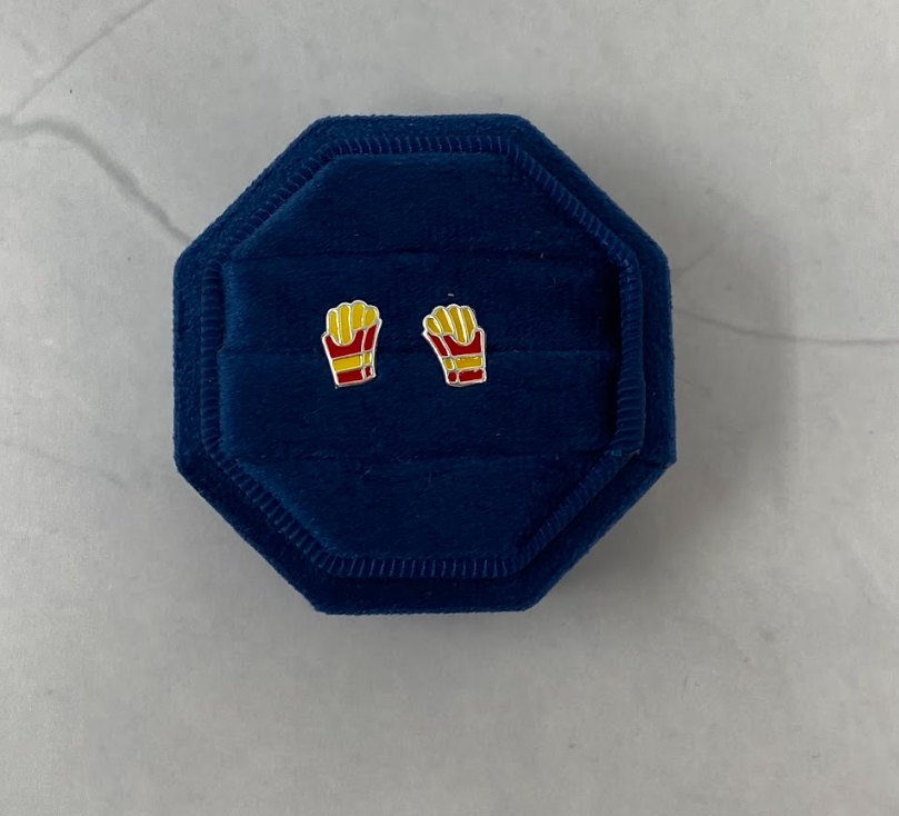 Fries Studs