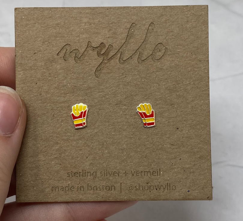 Fries Studs