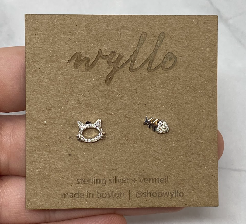 Silver CZ Cat & Fishbone Studs