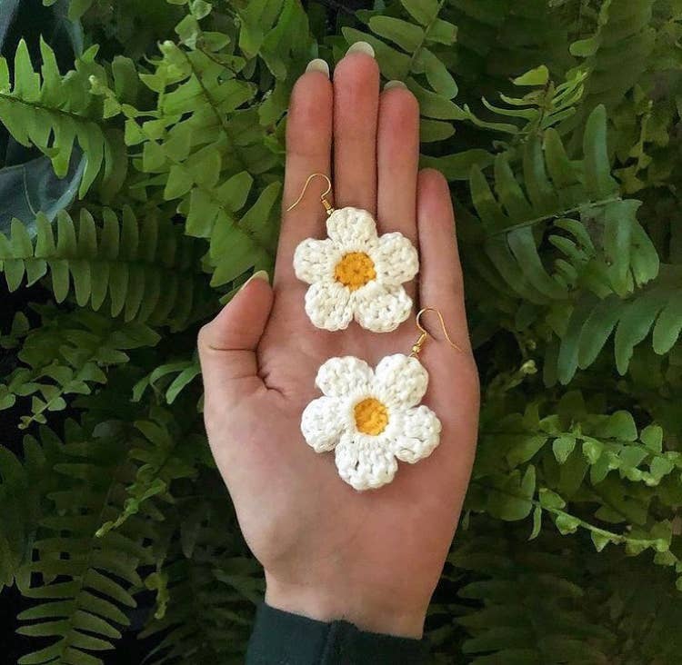 Crochet White Daisy Earrings