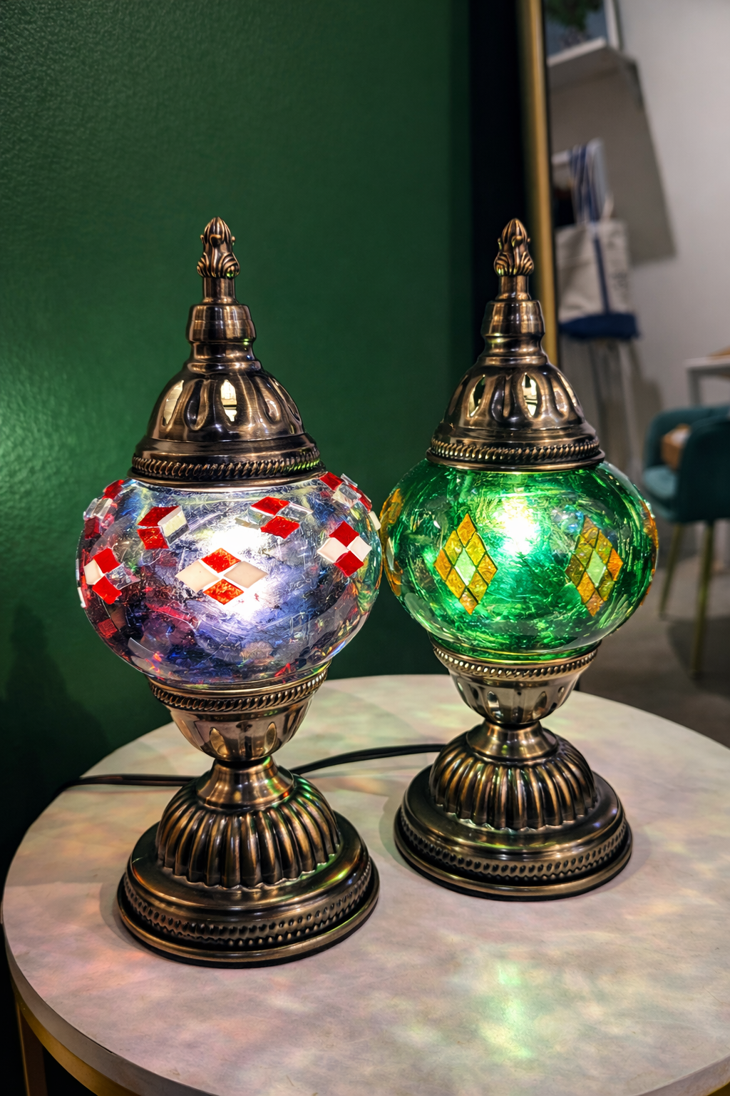 Create Turkish Lamps: Reverse Glass Painting & Mosaic Design