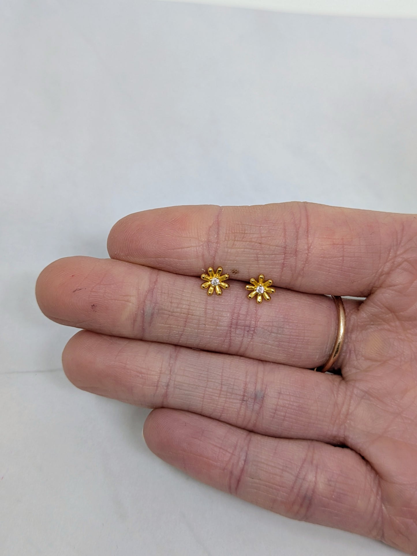 Yellow Gold Daisy Studs