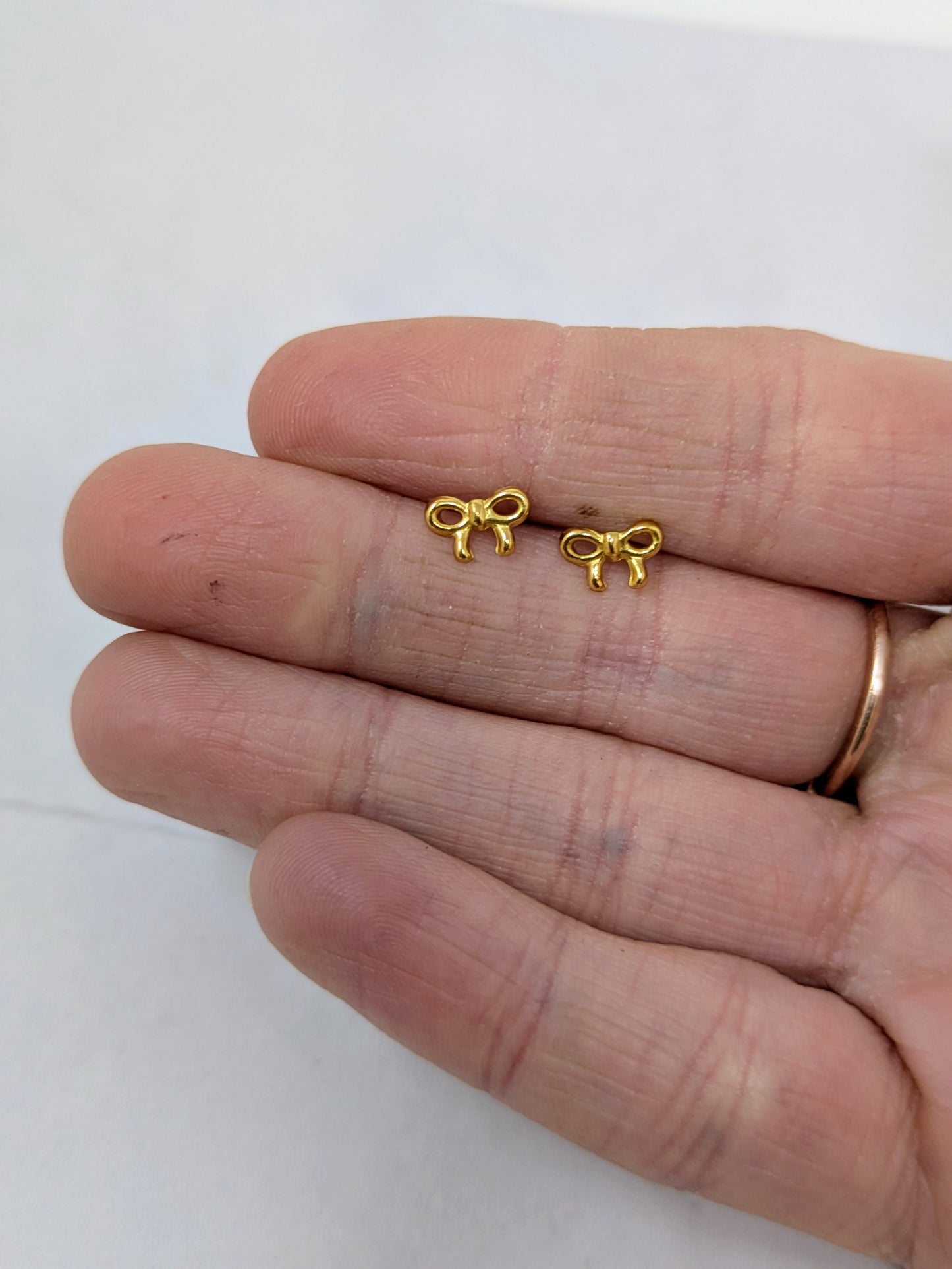 Yellow Gold Bow Studs