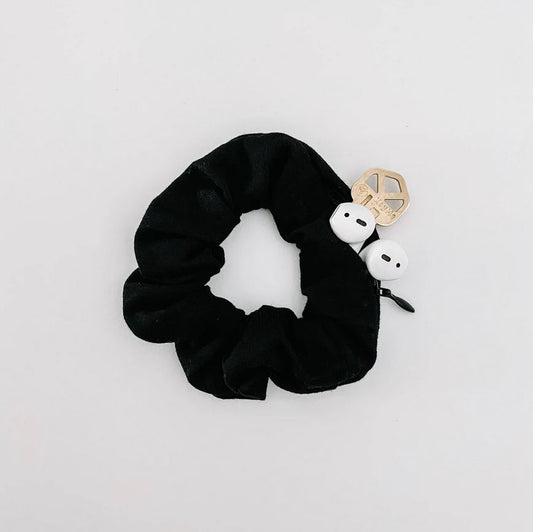 black hidden pocket cotton scrunchie