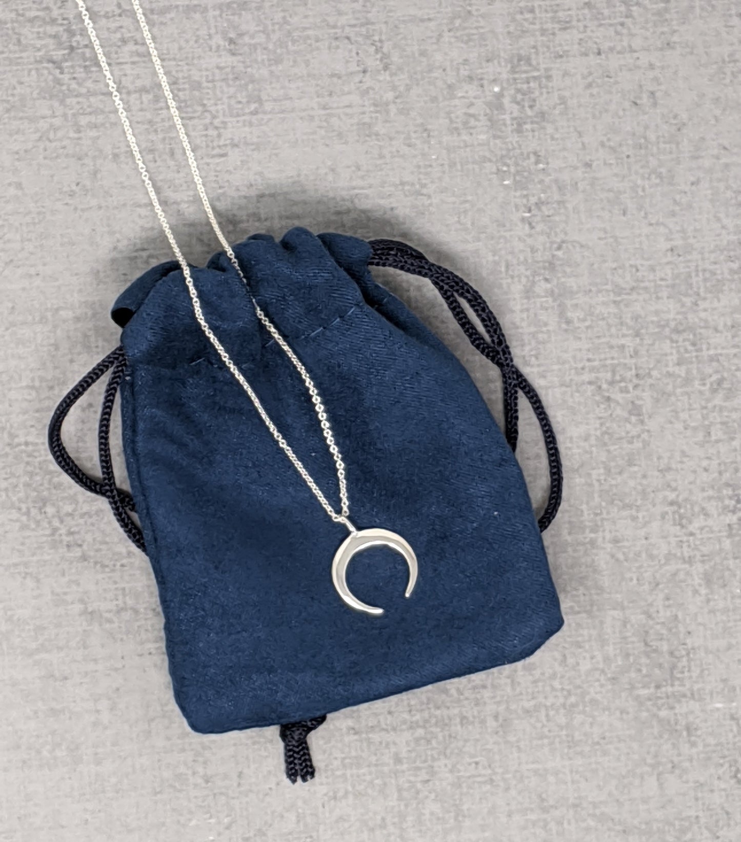 sterling silver crescent moon necklace