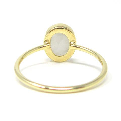 Yellow gold oval moonstone ring